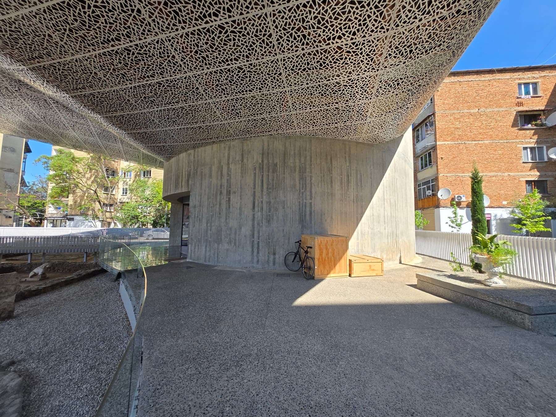 Pavilion exterior approached from the street.